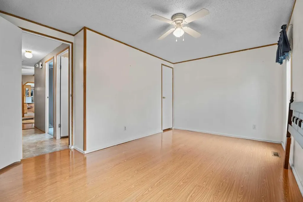 38 Westmount Place Cayley AB T0L 0P0