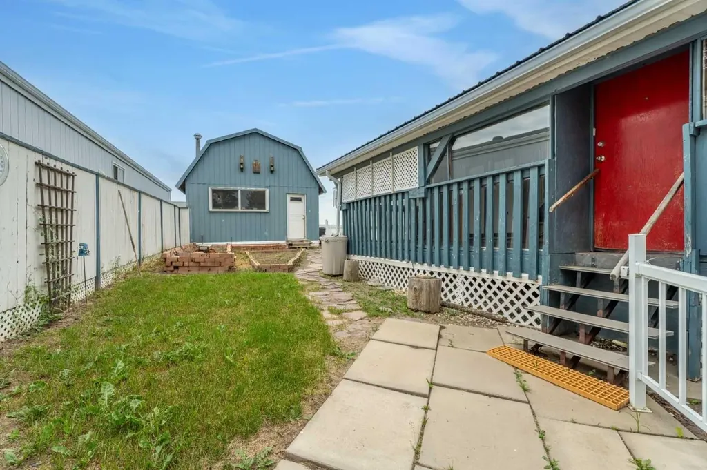 38 Westmount Place Cayley AB T0L 0P0