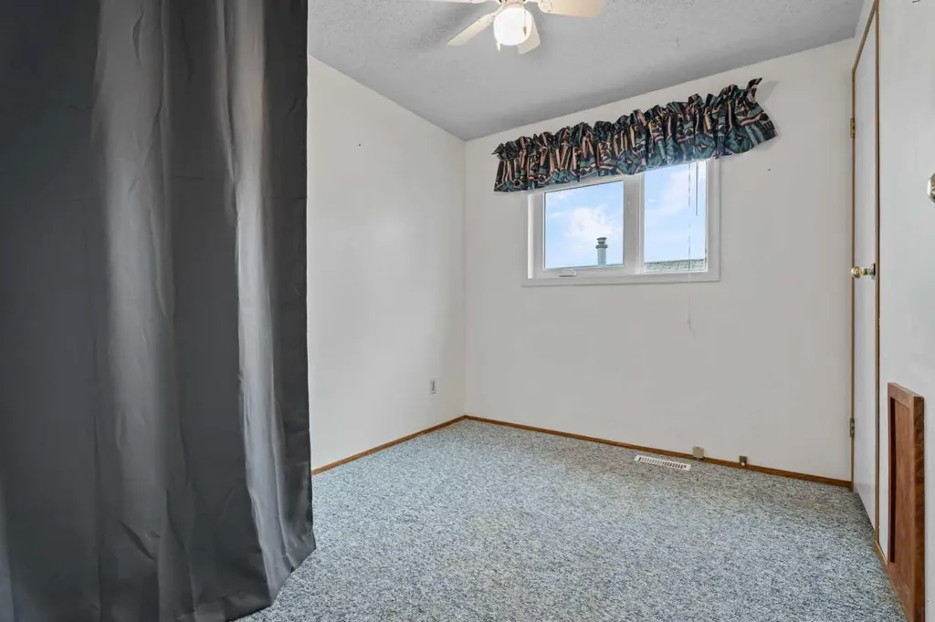 38 Westmount Place Cayley AB T0L 0P0