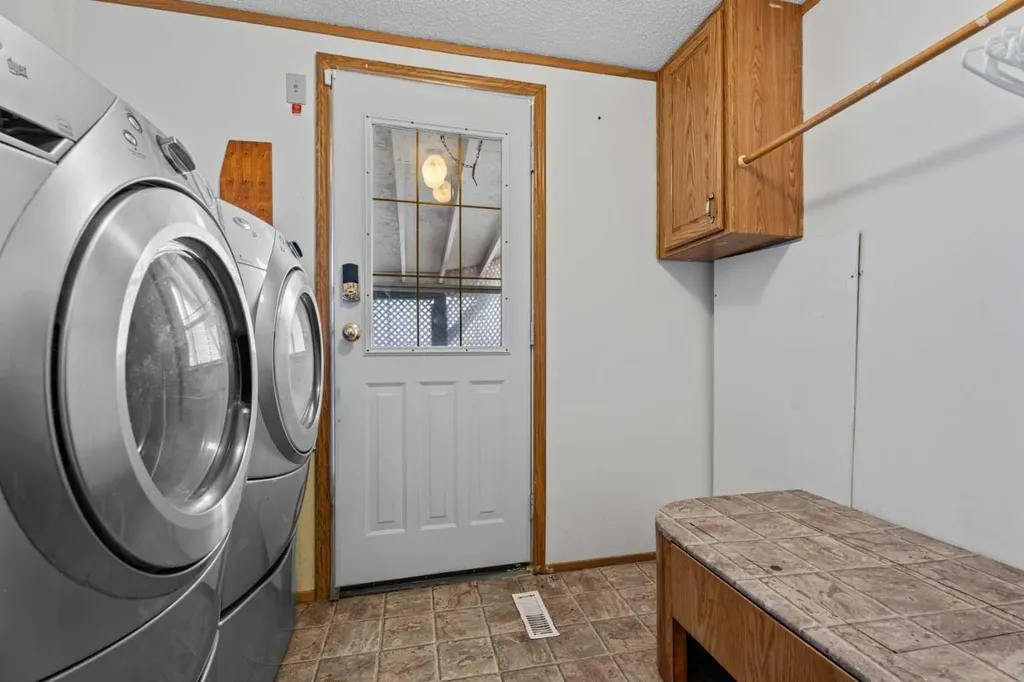 38 Westmount Place Cayley AB T0L 0P0