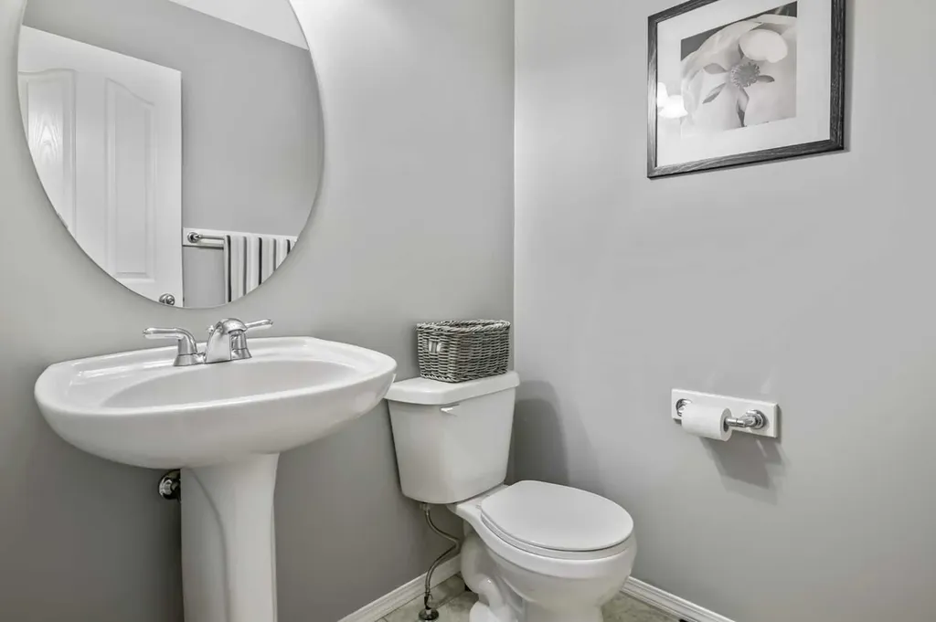416 Silverado Range Heights SW Calgary AB T2X 0B4