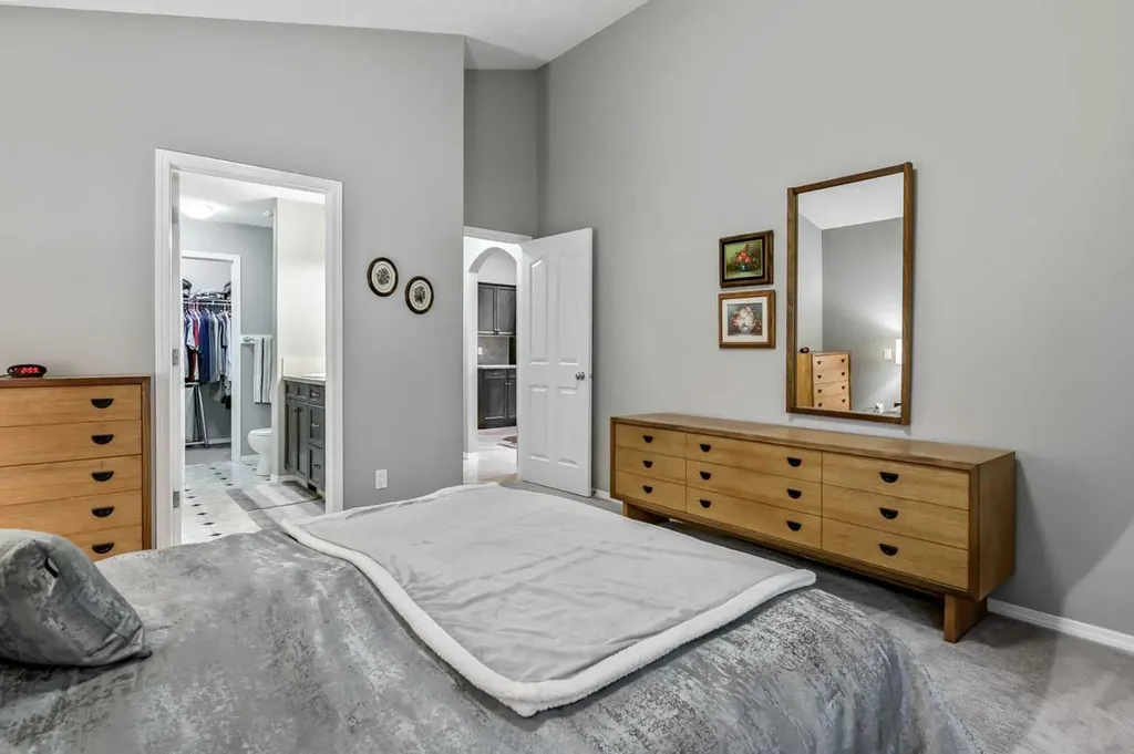 416 Silverado Range Heights SW Calgary AB T2X 0B4