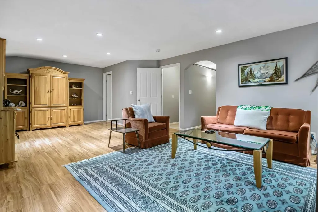 416 Silverado Range Heights SW Calgary AB T2X 0B4