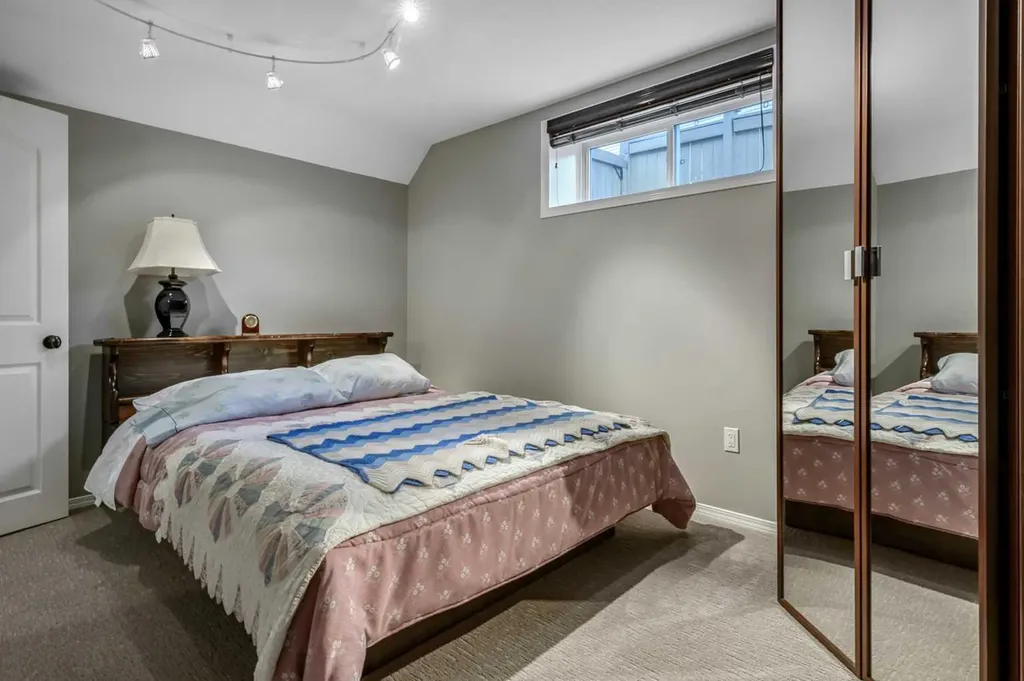 416 Silverado Range Heights SW Calgary AB T2X 0B4