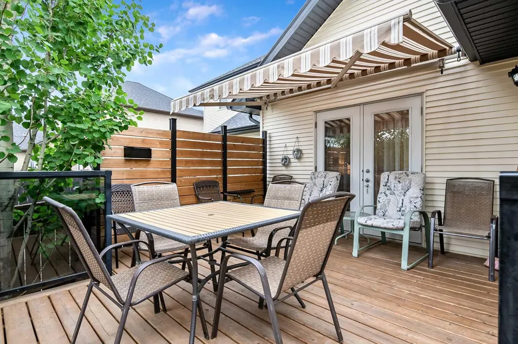 416 Silverado Range Heights SW Calgary AB T2X 0B4