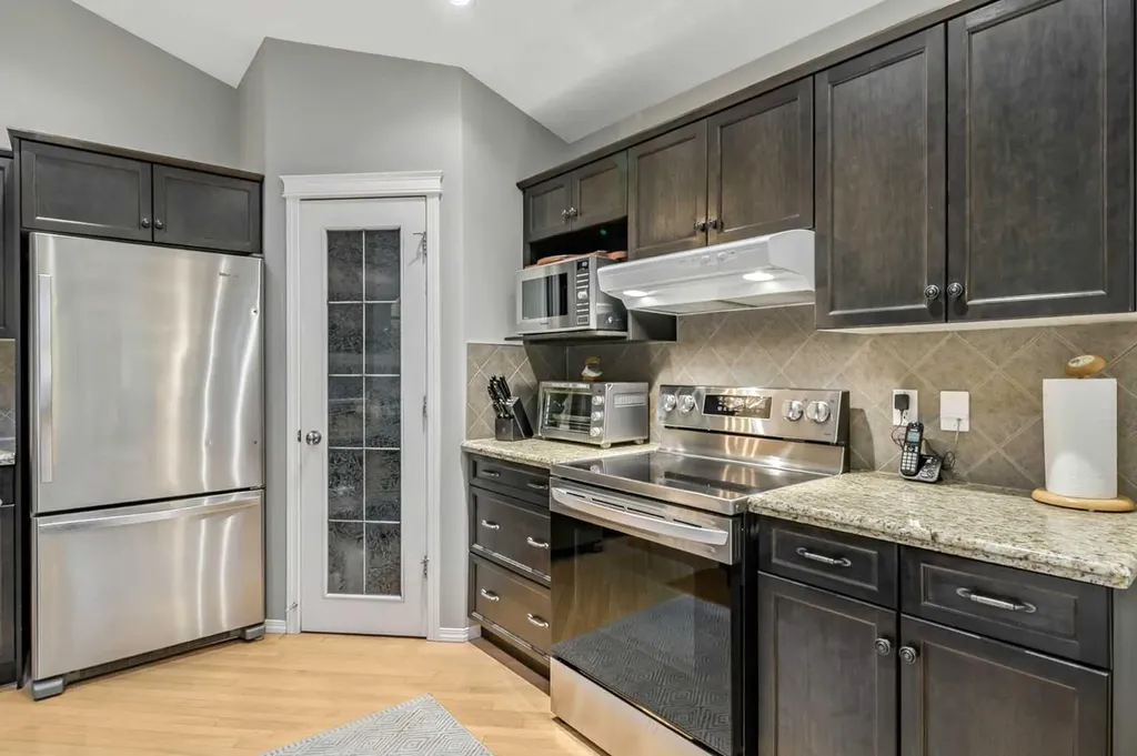 416 Silverado Range Heights SW Calgary AB T2X 0B4
