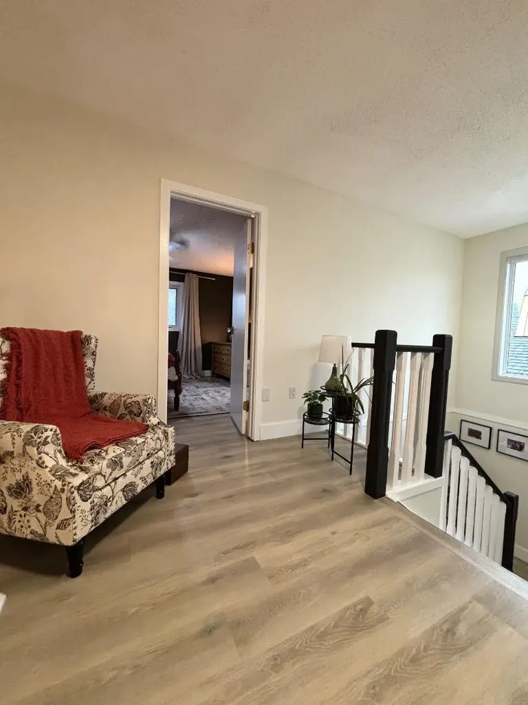 9218 50 Avenue Wedgewood AB T8W2G7