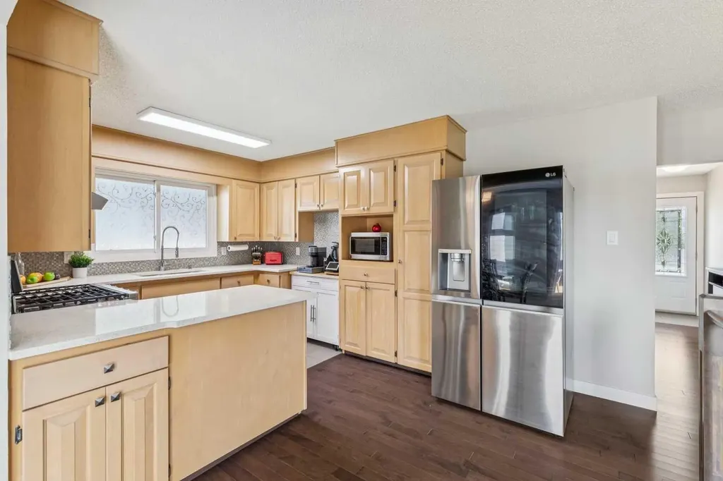 241 Allan Crescent SE Calgary AB T2J 0T3