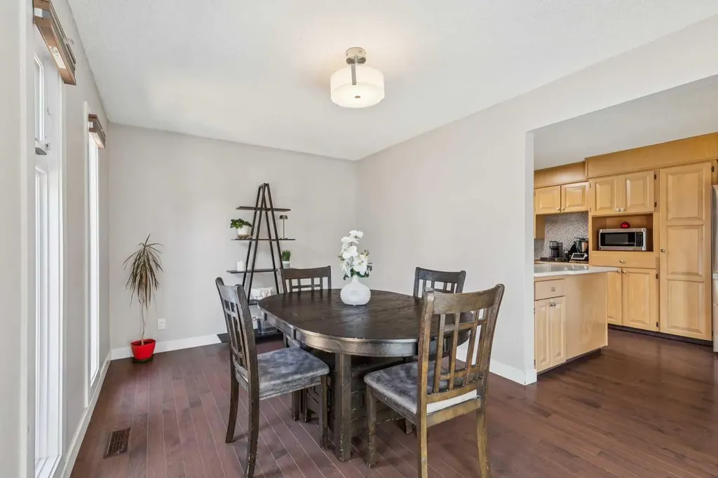 241 Allan Crescent SE Calgary AB T2J 0T3