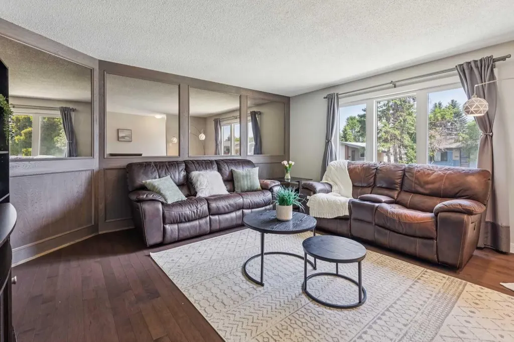 241 Allan Crescent SE Calgary AB T2J 0T3