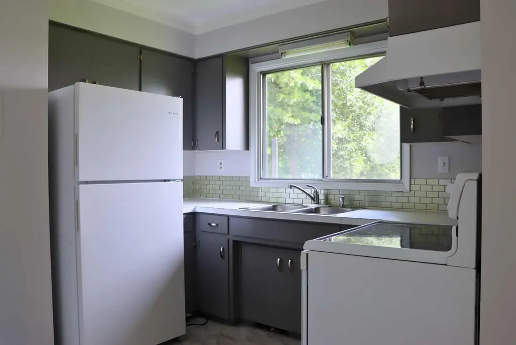 4812 53 Avenue Valleyview AB T0H 3N0