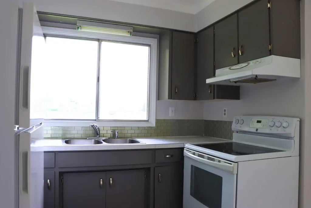 4812 53 Avenue Valleyview AB T0H 3N0