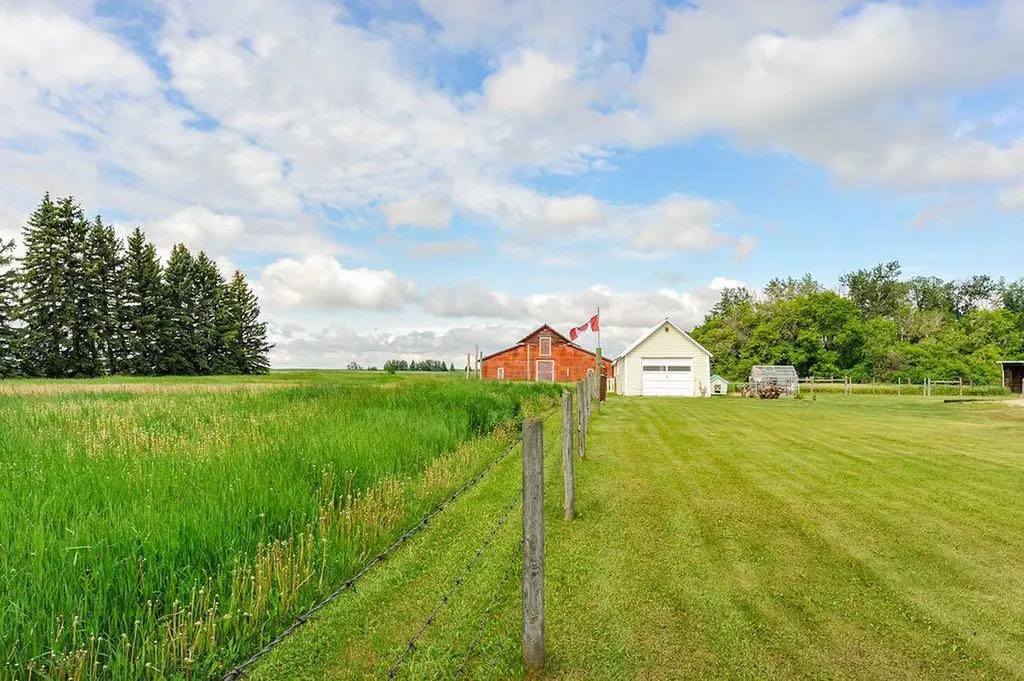 49320 Rr195 Rural Camrose County AB T0B 2M1