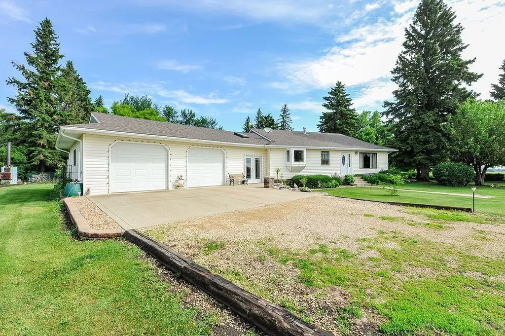 49320 Rr195 Rural Camrose County AB T0B 2M1