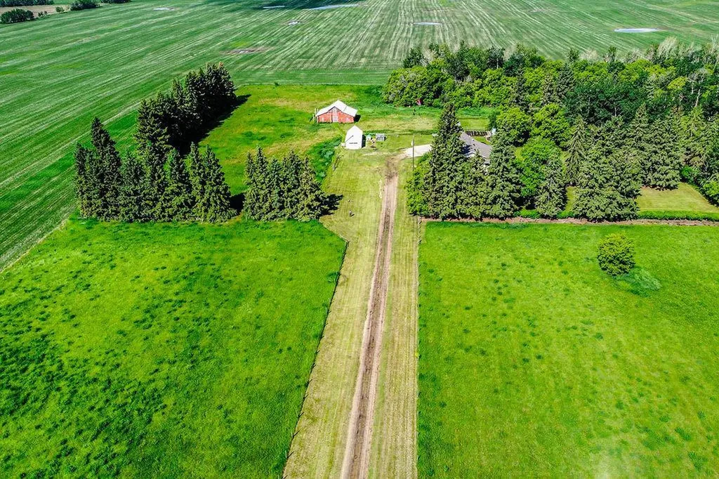 49320 Rr195 Rural Camrose County AB T0B 2M1