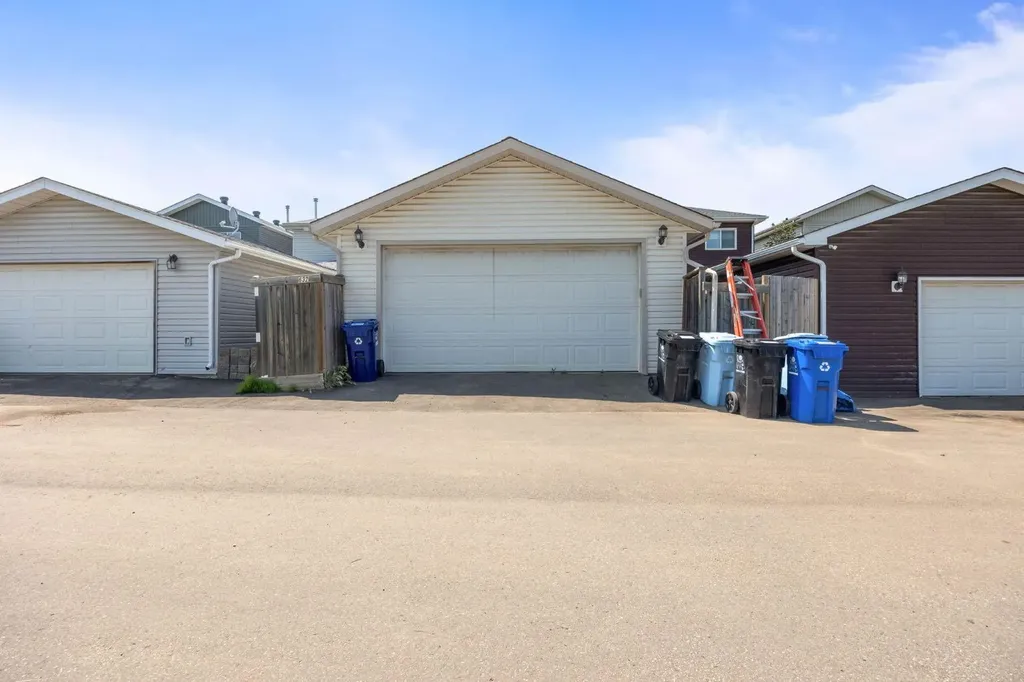 632 Athabasca Avenue Fort Mcmurray AB T9J 1H8