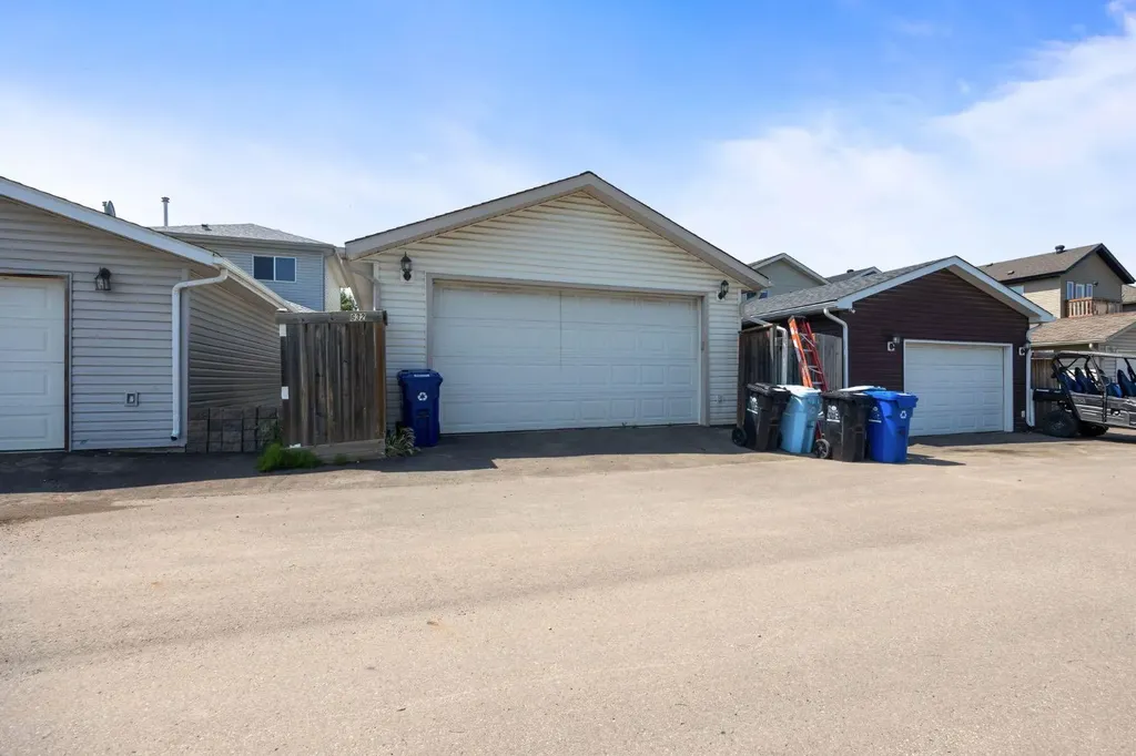 632 Athabasca Avenue Fort Mcmurray AB T9J 1H8