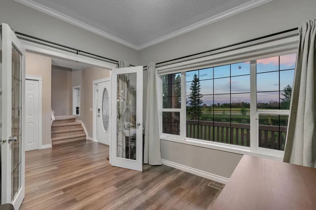 112 Pinto Lane SE Airdrie AB T4B2A4