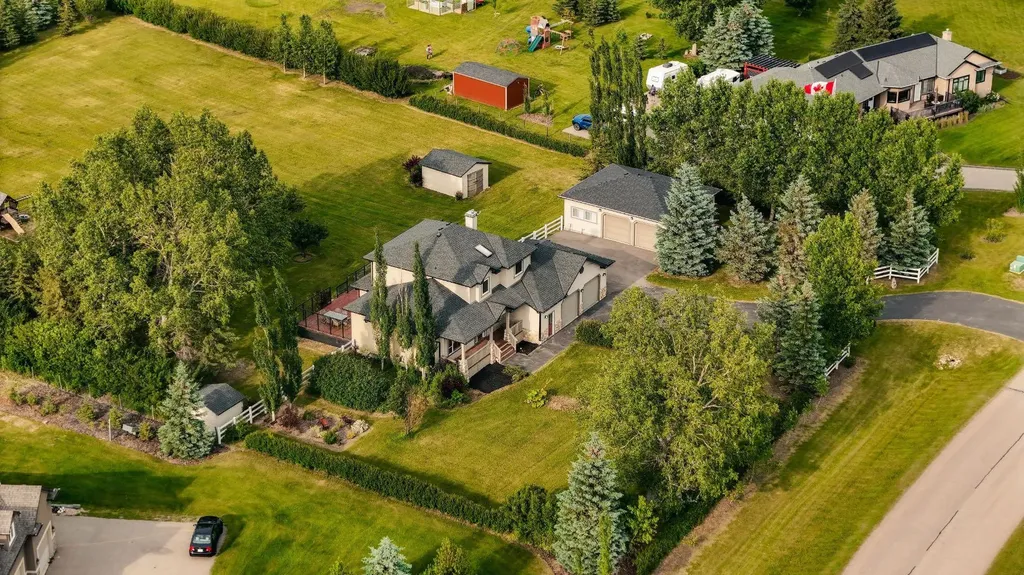 112 Pinto Lane SE Airdrie AB T4B2A4