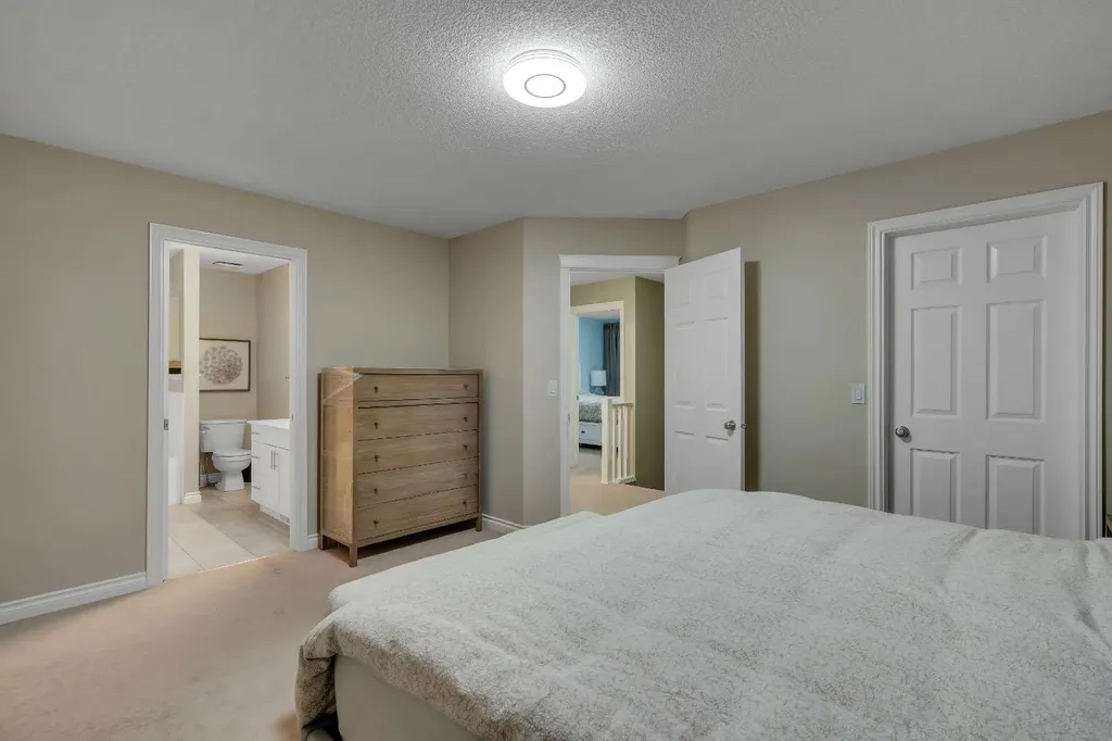 112 Pinto Lane SE Airdrie AB T4B2A4