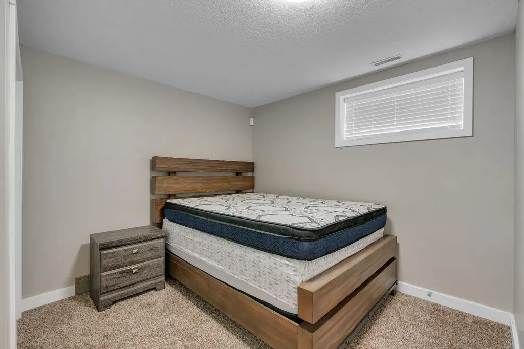 112 Pinto Lane SE Airdrie AB T4B2A4