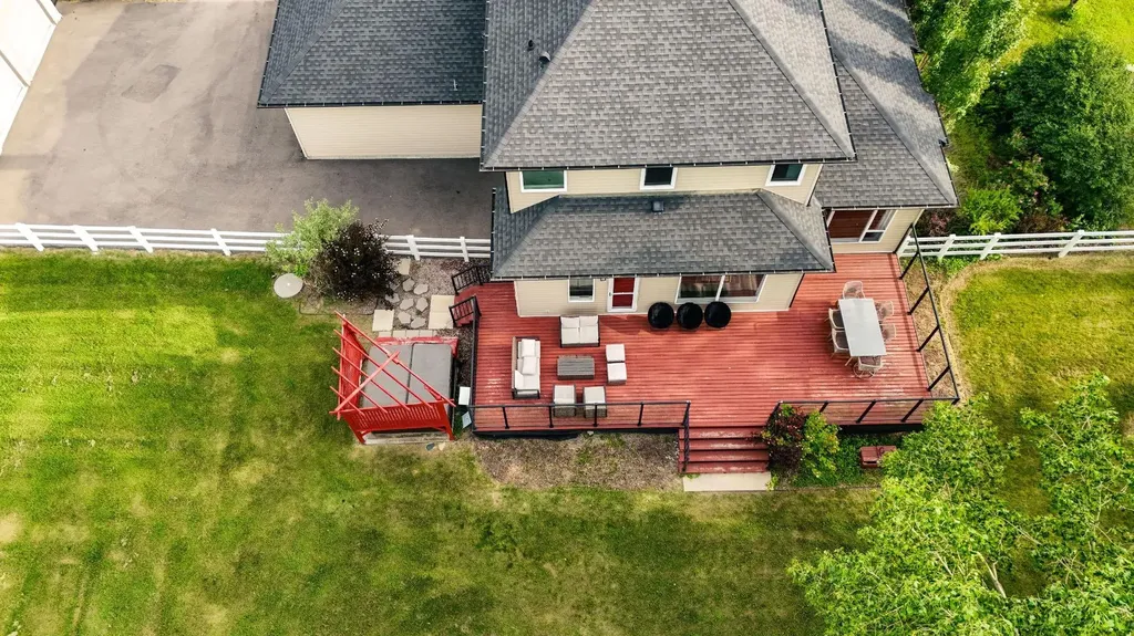 112 Pinto Lane SE Airdrie AB T4B2A4