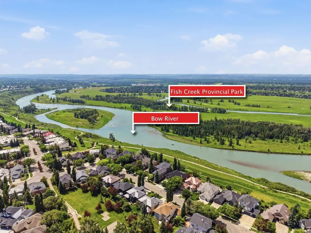 135 Douglas Woods Hill SE Calgary AB T2Z3B2