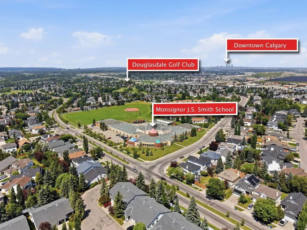 135 Douglas Woods Hill SE Calgary AB T2Z3B2