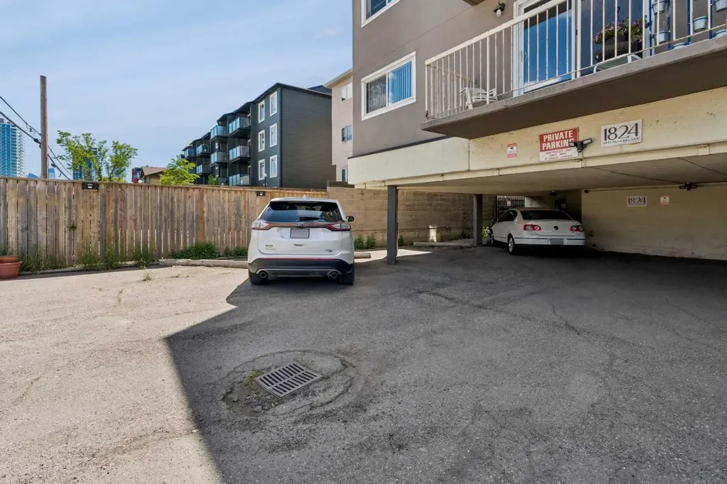 1824 11 Avenue SW Calgary AB T3C0N7