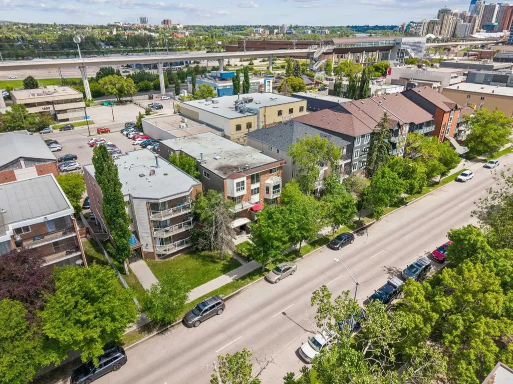 1824 11 Avenue SW Calgary AB T3C0N7