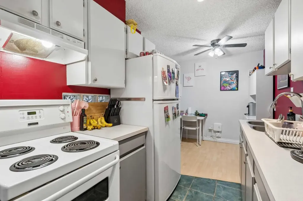 1824 11 Avenue SW Calgary AB T3C0N7