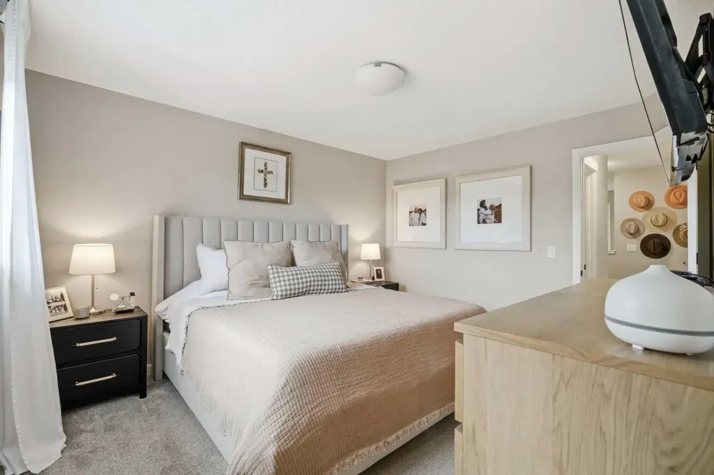 2518 Ravenswood View SE Airdrie AB T4A 0J7