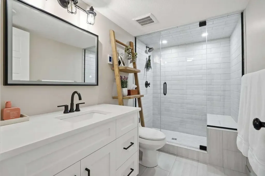 2518 Ravenswood View SE Airdrie AB T4A 0J7