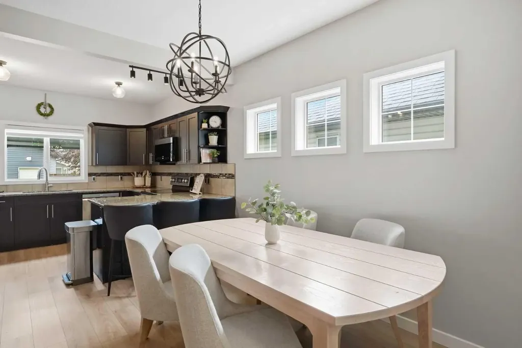 2518 Ravenswood View SE Airdrie AB T4A 0J7