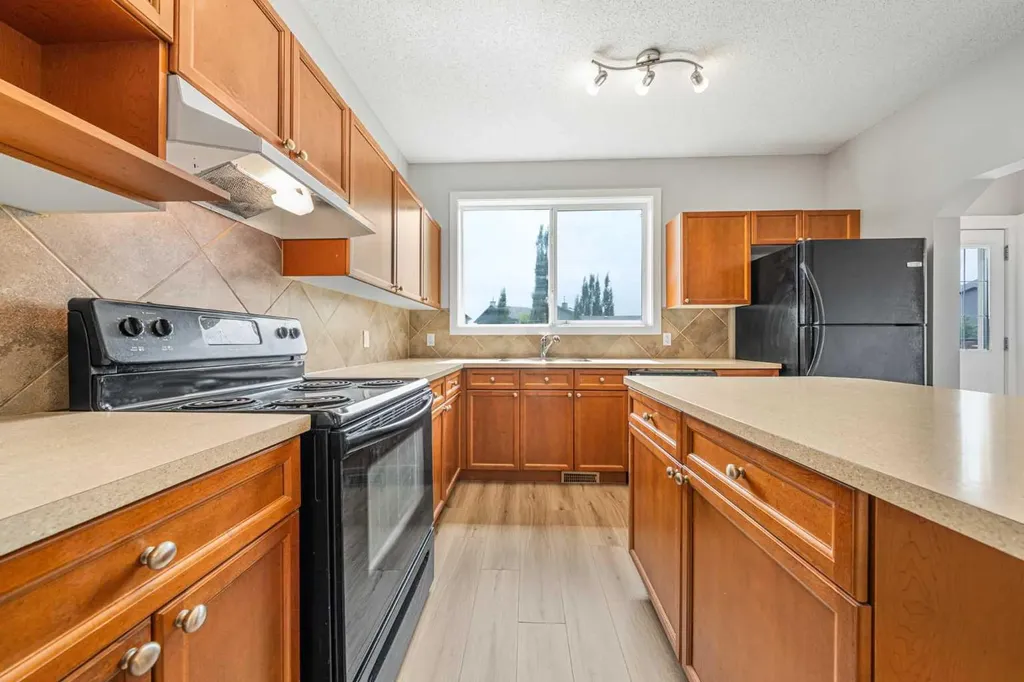 183 Silverado Way SW Calgary AB T2X 0E8