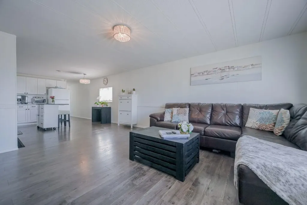 10615 88 Street Grande Prairie AB T8X 1P5