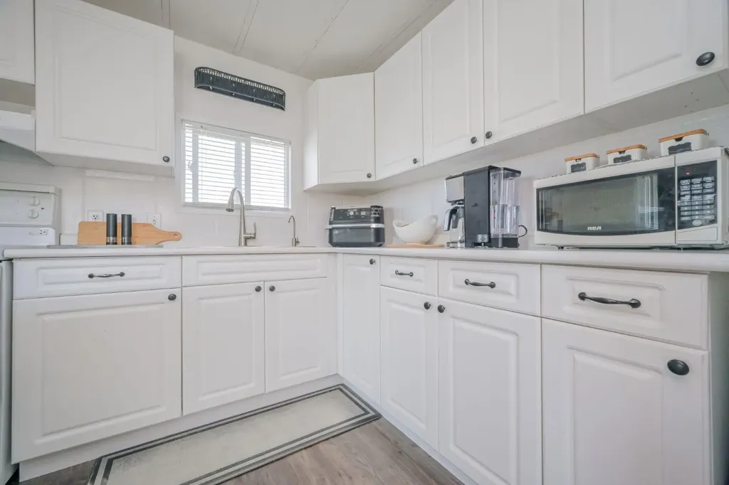 10615 88 Street Grande Prairie AB T8X 1P5