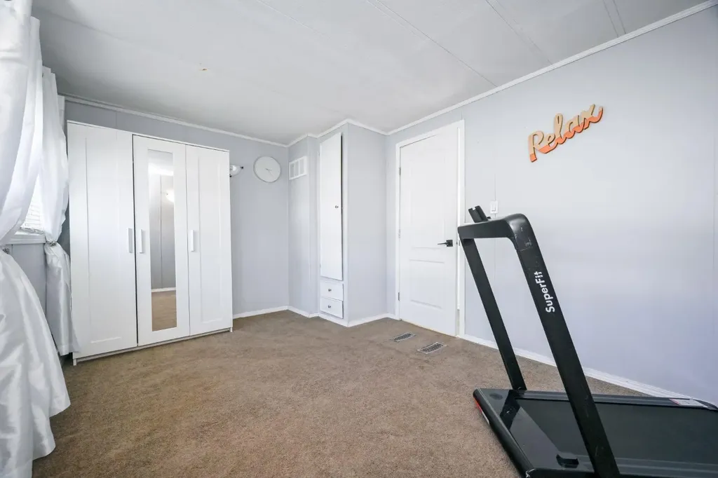 10615 88 Street Grande Prairie AB T8X 1P5