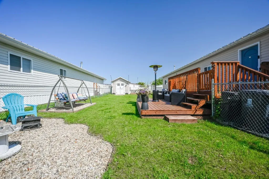 10615 88 Street Grande Prairie AB T8X 1P5