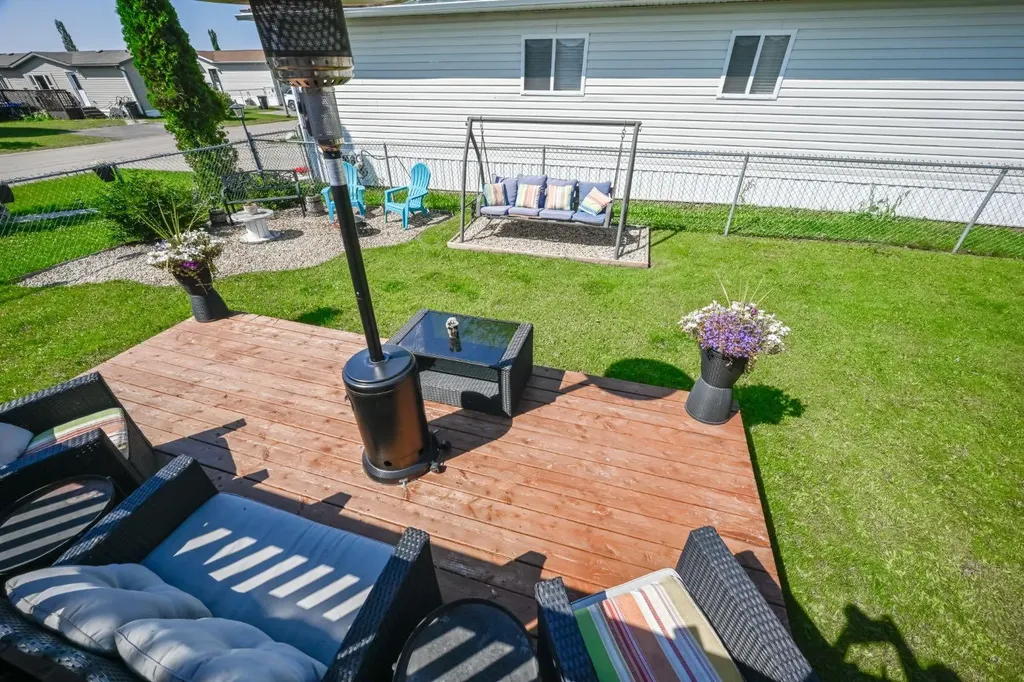 10615 88 Street Grande Prairie AB T8X 1P5