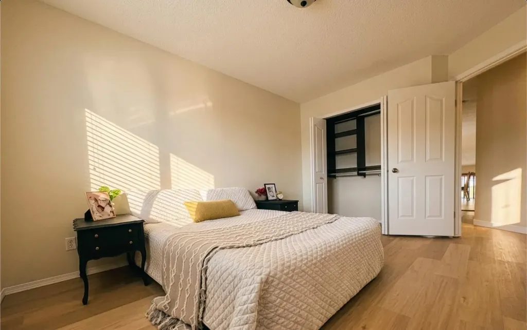 228 Erin Woods Drive SE Calgary AB T2B 3B9
