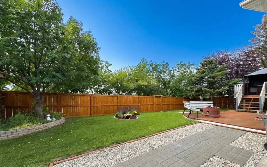 228 Erin Woods Drive SE Calgary AB T2B 3B9