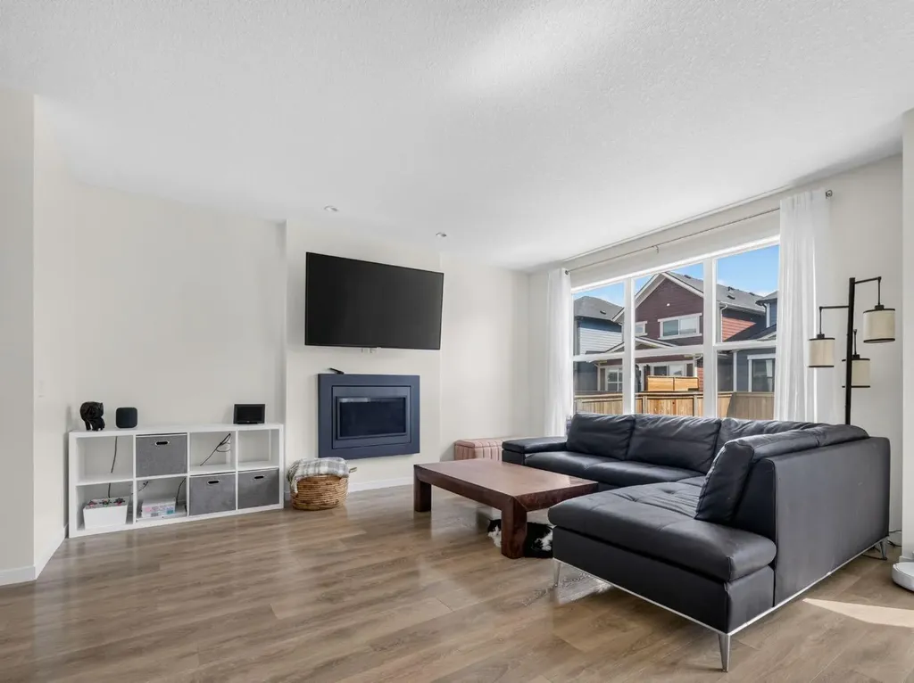 228 Masters Crescent SE Calgary AB T3M 2N1