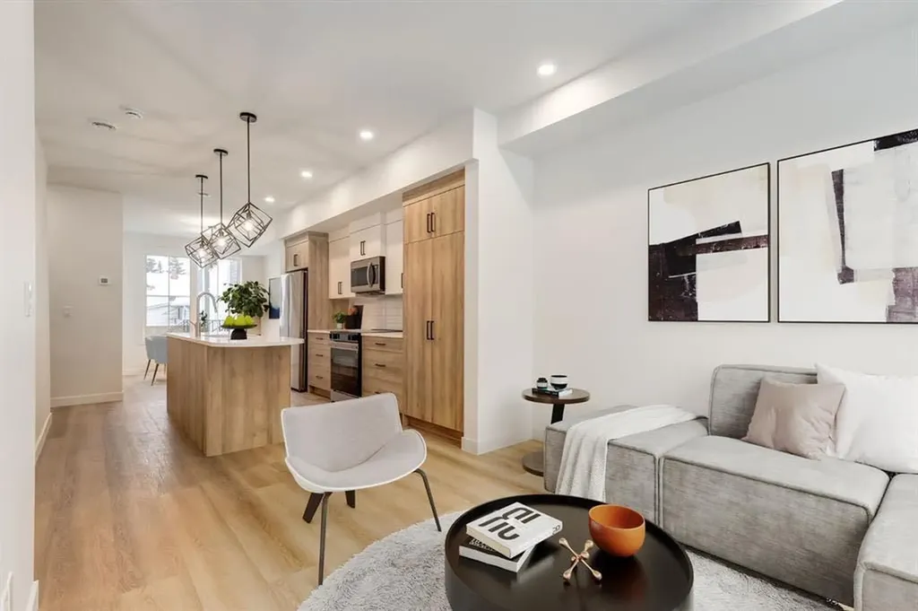 1651 8 Avenue NW Calgary AB T2N1C4