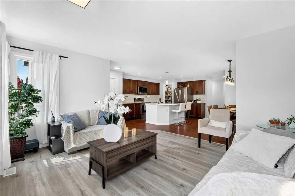 333 Bridleridge View SW Calgary AB T2Y 0E6