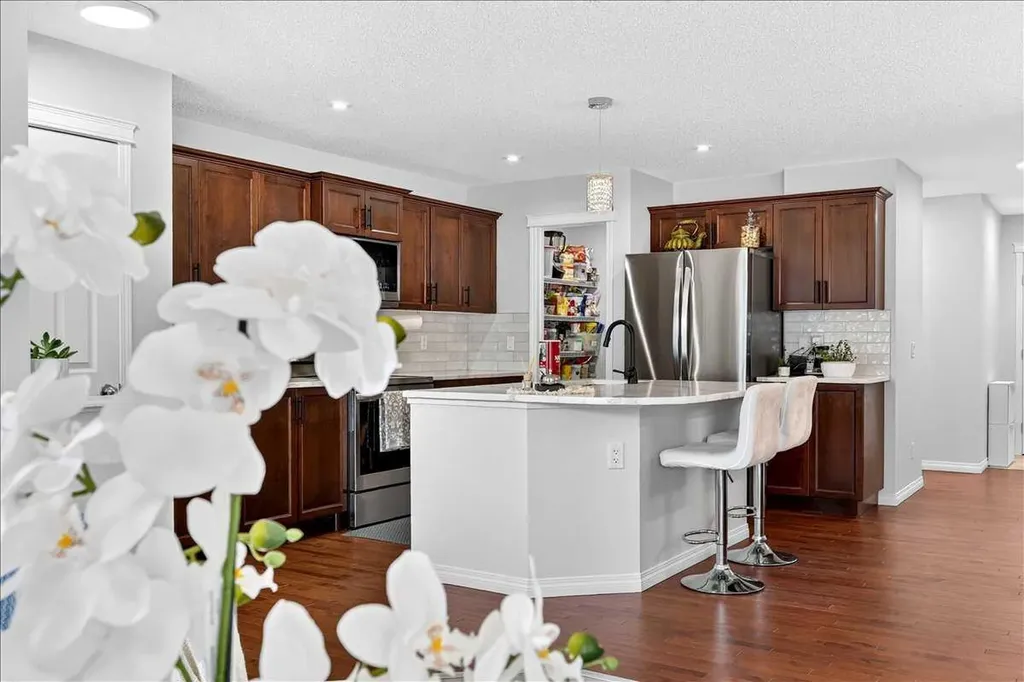 333 Bridleridge View SW Calgary AB T2Y 0E6