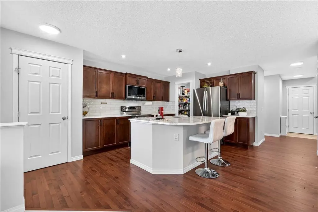 333 Bridleridge View SW Calgary AB T2Y 0E6