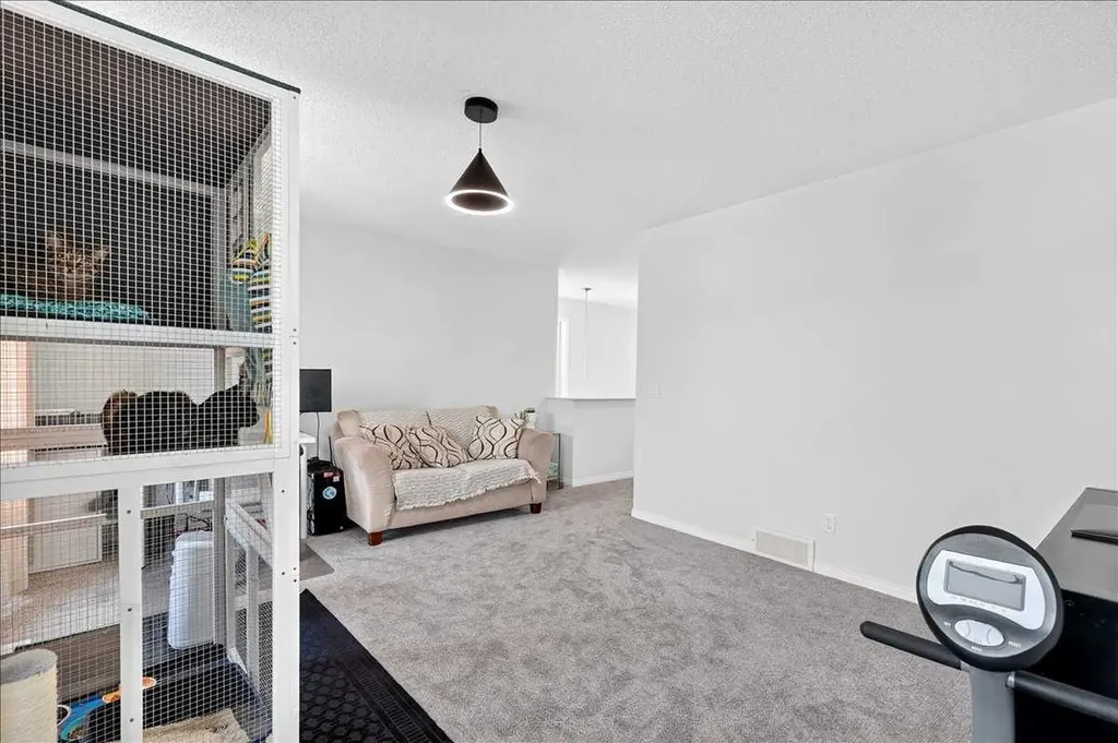 333 Bridleridge View SW Calgary AB T2Y 0E6