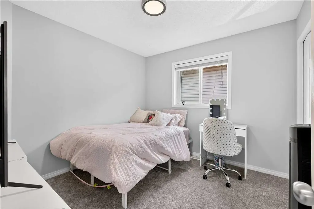 333 Bridleridge View SW Calgary AB T2Y 0E6