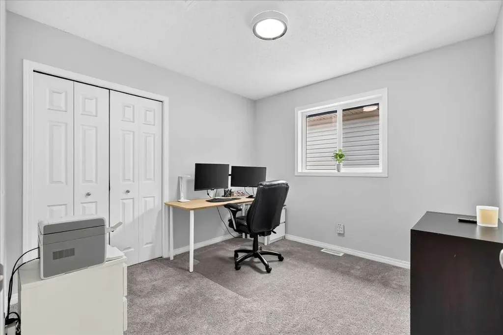 333 Bridleridge View SW Calgary AB T2Y 0E6